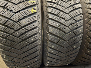 225 65 R 17 Goodyear Ultra Grip Ice Arctic (2 foto / 4)