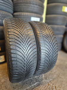 215 55 R 17 KUMHO SOLUS HA32