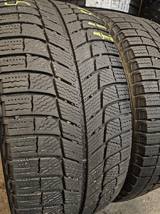 235 45 R 17 Michelin X-ICE (3 foto / 4)
