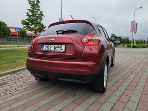 Nissan Juke 1.6 86 кВ (5 фото из 11)
