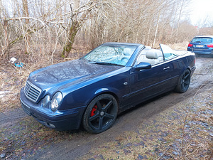Mercedes-benz clk cabrio (1 foto / 9)