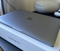 Apple Macbook Pro 13" / M1 / 8 ГБ / 256 ГБ