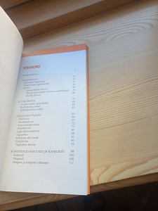 MAALEHE KÕRVITSARAAMAT (2 foto / 4)