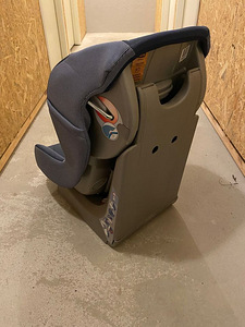 Turvatool Chicco 9-18KG (3 foto / 5)