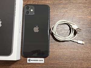 Apple iPhone 11 64gb, Black (3 foto / 3)
