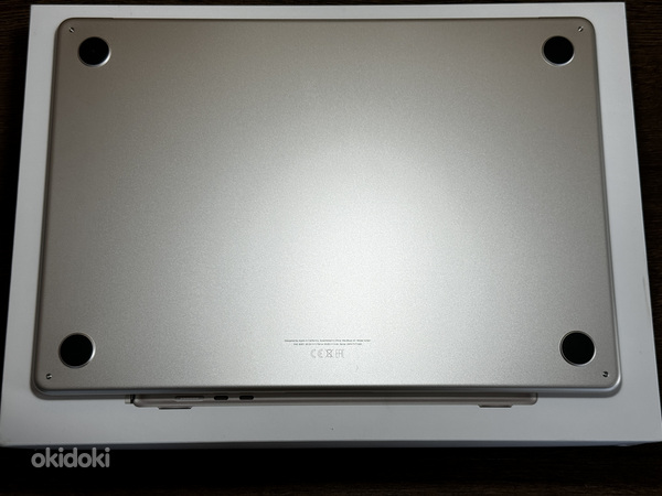 Apple Macbook Air M2 256GB/8GB (15-дюймовый, 2023), Starlight SW (фото #3)