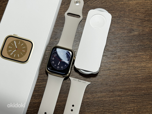 Apple Watch Series 8, 45mm, Stainless Steel Gold GPS + Cellu (foto #1)