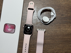 Apple Watch Series 9, 45mm, Pink GPS (3 foto / 3)