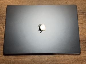 Apple Macbook Air M3 256GB/8GB (15-inch, 2024), Midnight (2 foto / 3)