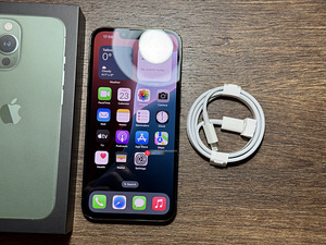 Apple iPhone 13 Pro 128gb, Alpine Green (1 foto / 3)