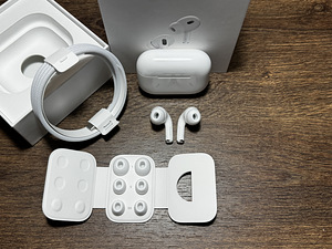 Apple Airpods Pro 2nd Generation (2 foto / 3)