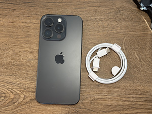 Apple iPhone 15 Pro 128gb, Black Titanium (3 foto / 3)