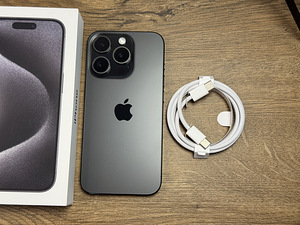 Apple iPhone 15 Pro 128gb, Black Titanium (3 foto / 3)
