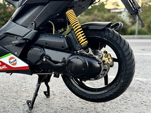 Aprilia SR50R 2021 (8 foto / 10)