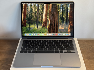 Apple Macbook Air M2 8gb/256gb (13-inch, 2022), Space Grey S (1 foto / 3)