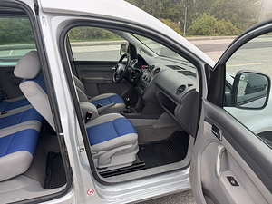 Volkswagen Caddy 1.9tdi, 77kw (14 foto / 14)