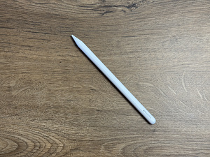 Apple Pencil Pro (1 фото из 1)