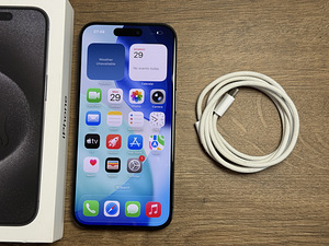 Apple iPhone 15 Pro 128gb, Black Titanium (1 foto / 3)