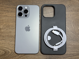 Apple iPhone 15 Pro Max 256gb, Natural Titanium (3 foto / 3)