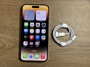 Apple iPhone 14 Pro Max 256gb, Gold (1 foto / 3)