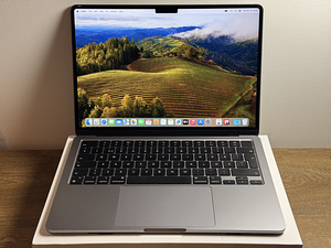 Apple Macbook Air M2 8gb/256gb (13-inch, 2022), Space Grey S (1 foto / 3)