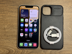 Apple iPhone 13 128gb, Starlight (1 foto / 3)