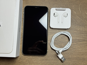 Apple iPhone 11 64gb, White (2 foto / 3)