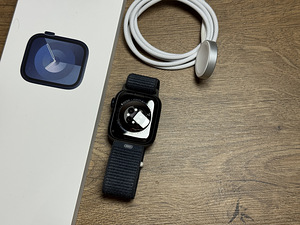 Apple Watch Series 9, 41mm, Midnight (3 foto / 3)