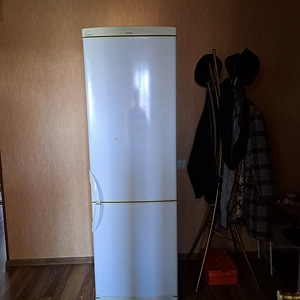 Продается холодильник DAEWOO (1 фото из 6)