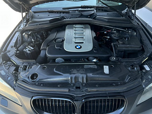BMW e60 (6 фото из 7)