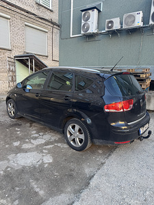 Seat Altea XL (2 foto / 3)