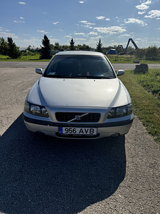 Volvo s60 (4 foto / 4)