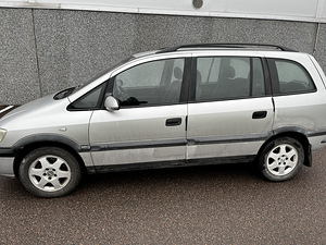 Opel zafira (4 foto / 5)