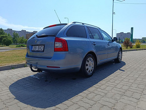 Skoda Octavia (4 фото из 9)