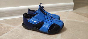 Сандалии Nike р. 25 (1 фото из 4)