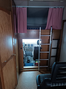 Автодом Iveco Cabby (7 фото из 8)
