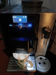 Siemens eq7 z-series kohvimasin (1 foto / 2)