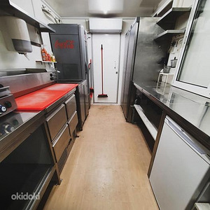 Продовольственный прицеп / food truck (4 фото из 6)