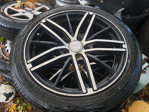 Volvo Veljed 17" (5 foto / 6)