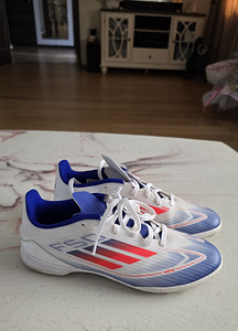 Бутсы adidas 38 (3 фото из 3)
