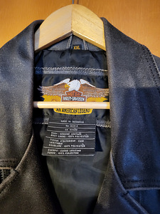 Продам Harley куртку (2 фото из 3)