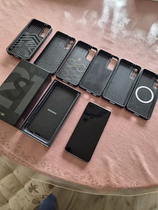 Samsung Galaxy S21 5G 128g (3 foto / 4)