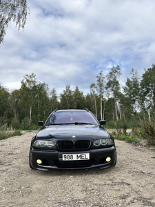 BMW 330d manuaal (6 foto / 8)