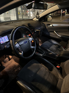 Ford Mondeo (4 foto / 4)