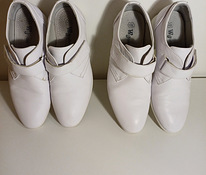 Белые кожаные туфли на липучке для мальчиков (37 и 38)вместе