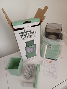 Multifunktsionaalne köögiviljalõikur - Vegetable Cutter 4in1 (3 foto / 10)