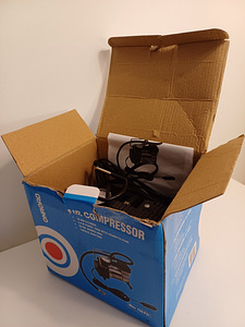 ONROAD AIR COMPRESSOR 12V 150 PSI : Õhukompressor / pump (2 foto / 9)