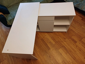 Arvutilaud: kirjutuslaud / töö-nurgalaud / nurklaud (valge) (8 foto / 10)