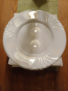 Luminarc valged praetaldrikud (25 cm) 17 tk! (1 foto / 4)
