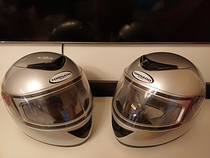 Kiiver TORNADO Helmets 2tk komplekt : suurus L (57-58) (9 foto / 10)
